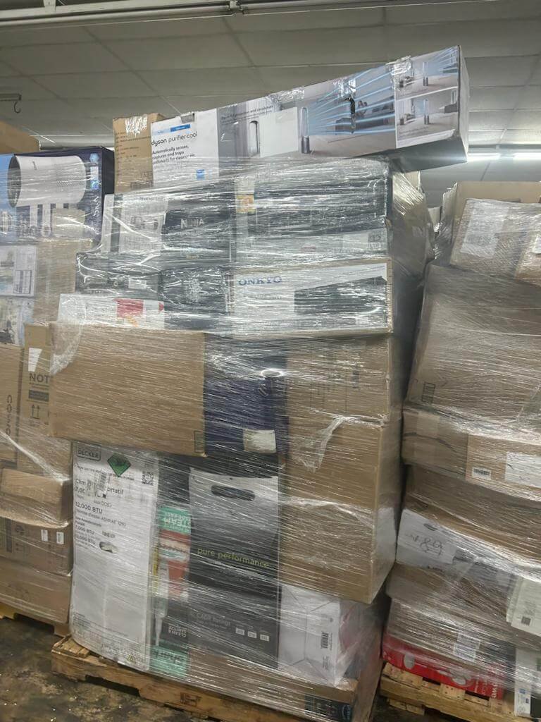 Small appliances wholesale pallet with assorted kitchen appliances and household products