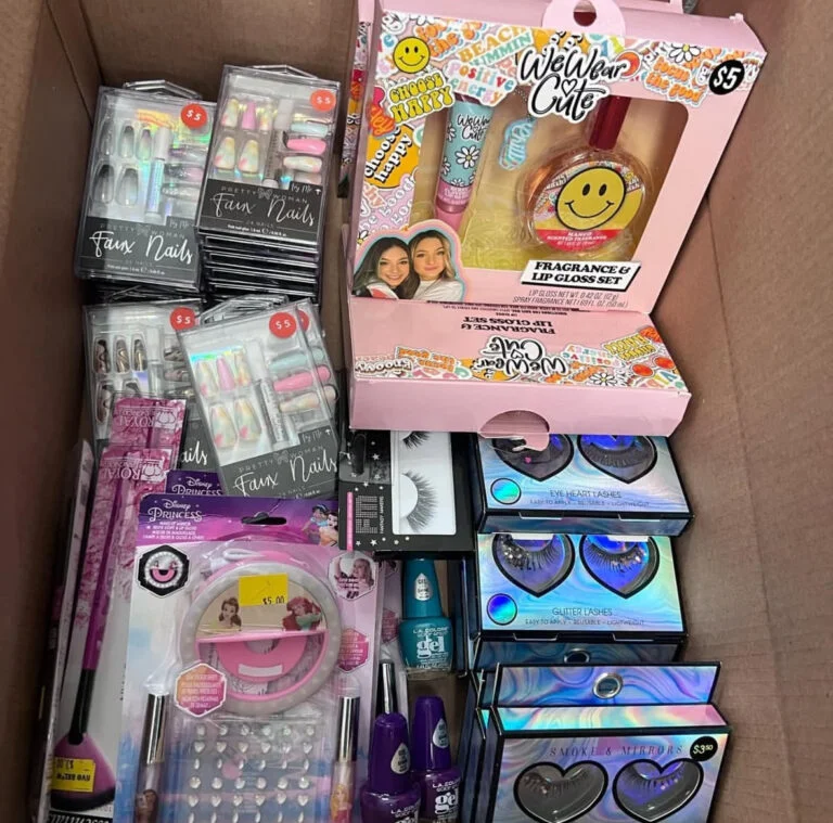 Wholesale beauty tools pallet for sale with assorted beauty accessories