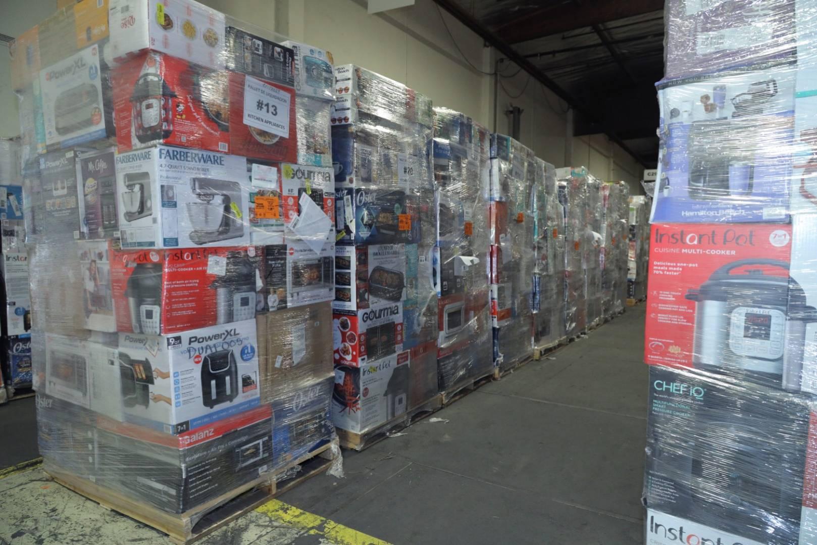 Small appliances wholesale pallet with assorted kitchen appliances and household products