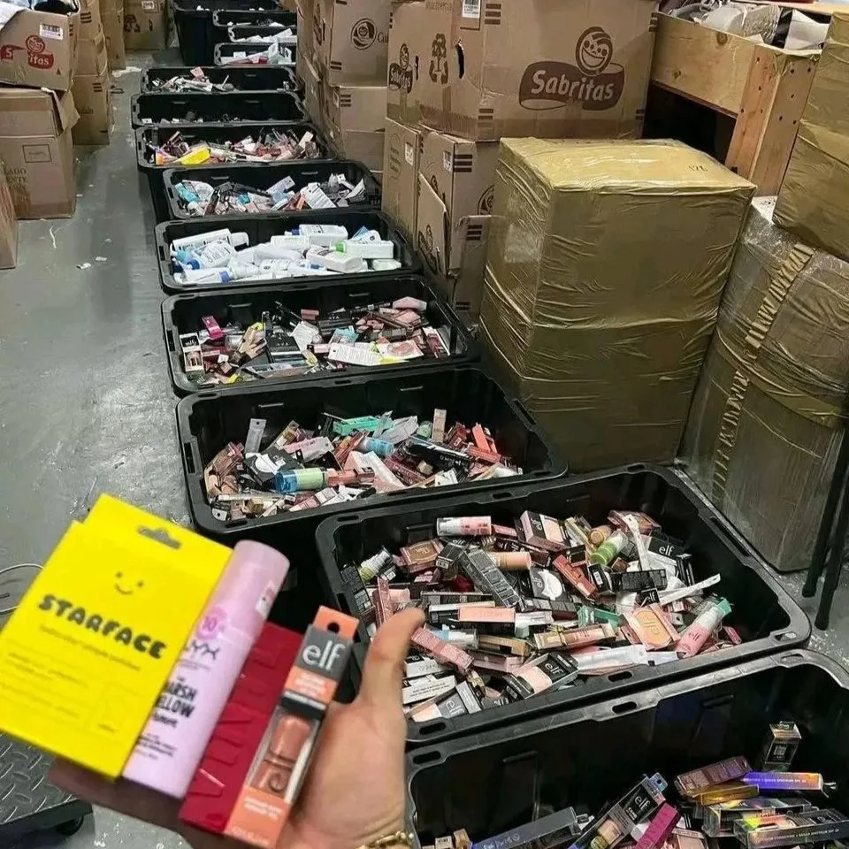 Bulk beauty tools pallet with assorted salon and grooming supplies