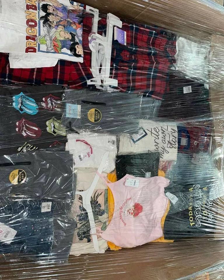 Clothing & Apparel Pallets - Image 3