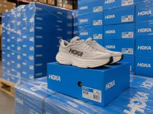 Wholesale running shoe liquidation pallet with assorted athletic footwear for resellers