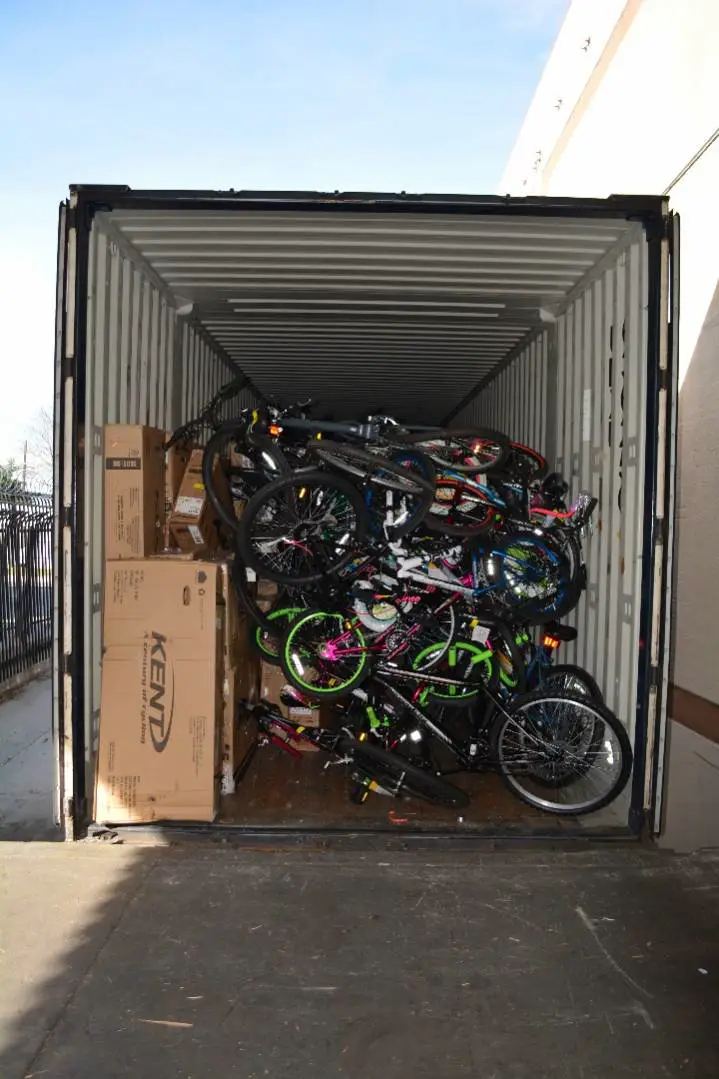 Bicycle liquidation pallet with 50 assorted bicycles and accessories for wholesale resale